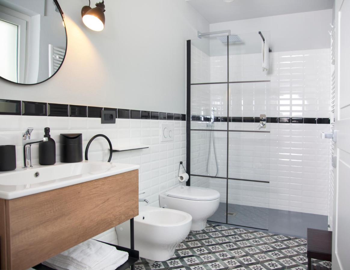 Moncrivel Rooms & Relax Benevello Екстериор снимка
