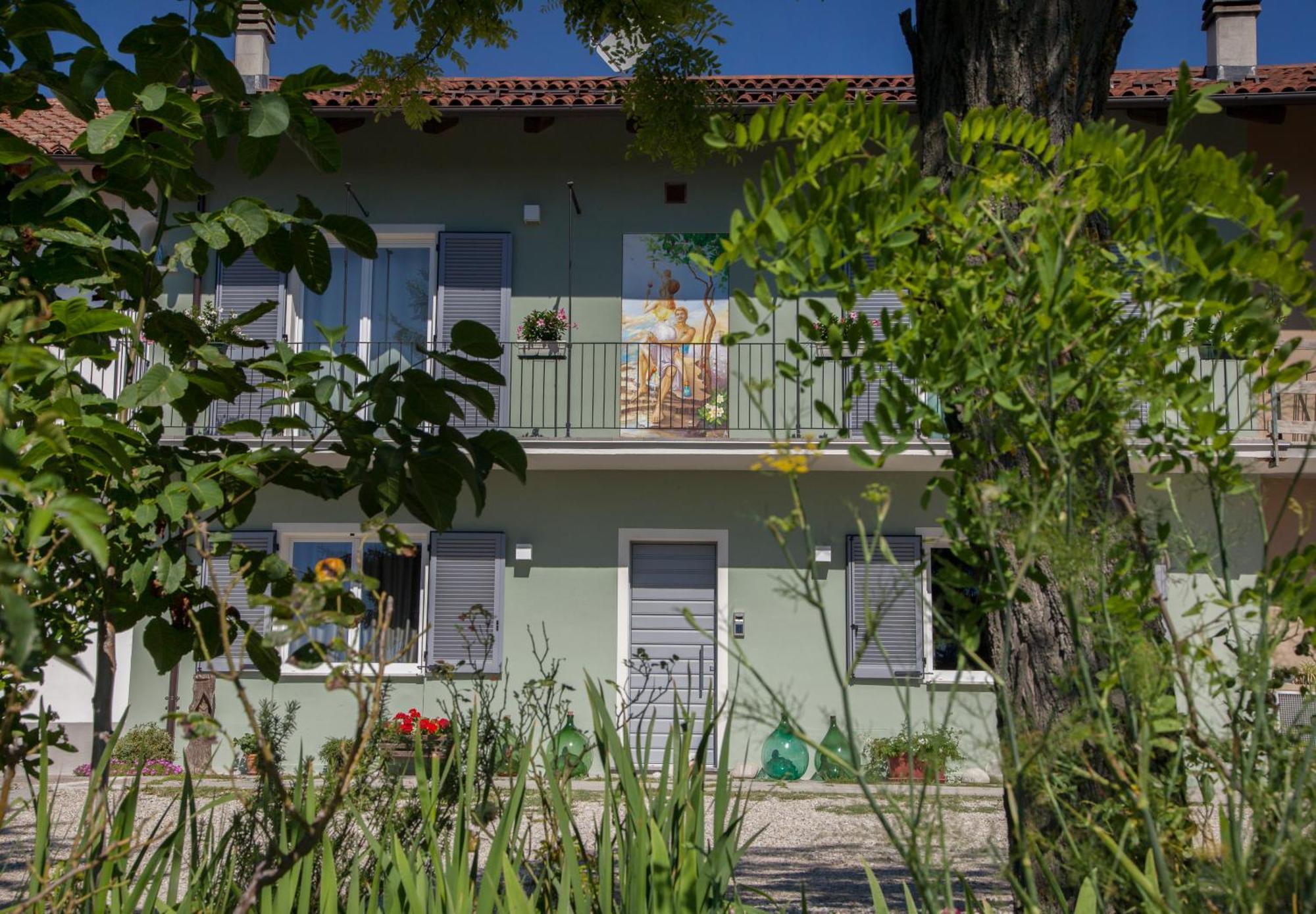 Moncrivel Rooms & Relax Benevello Екстериор снимка
