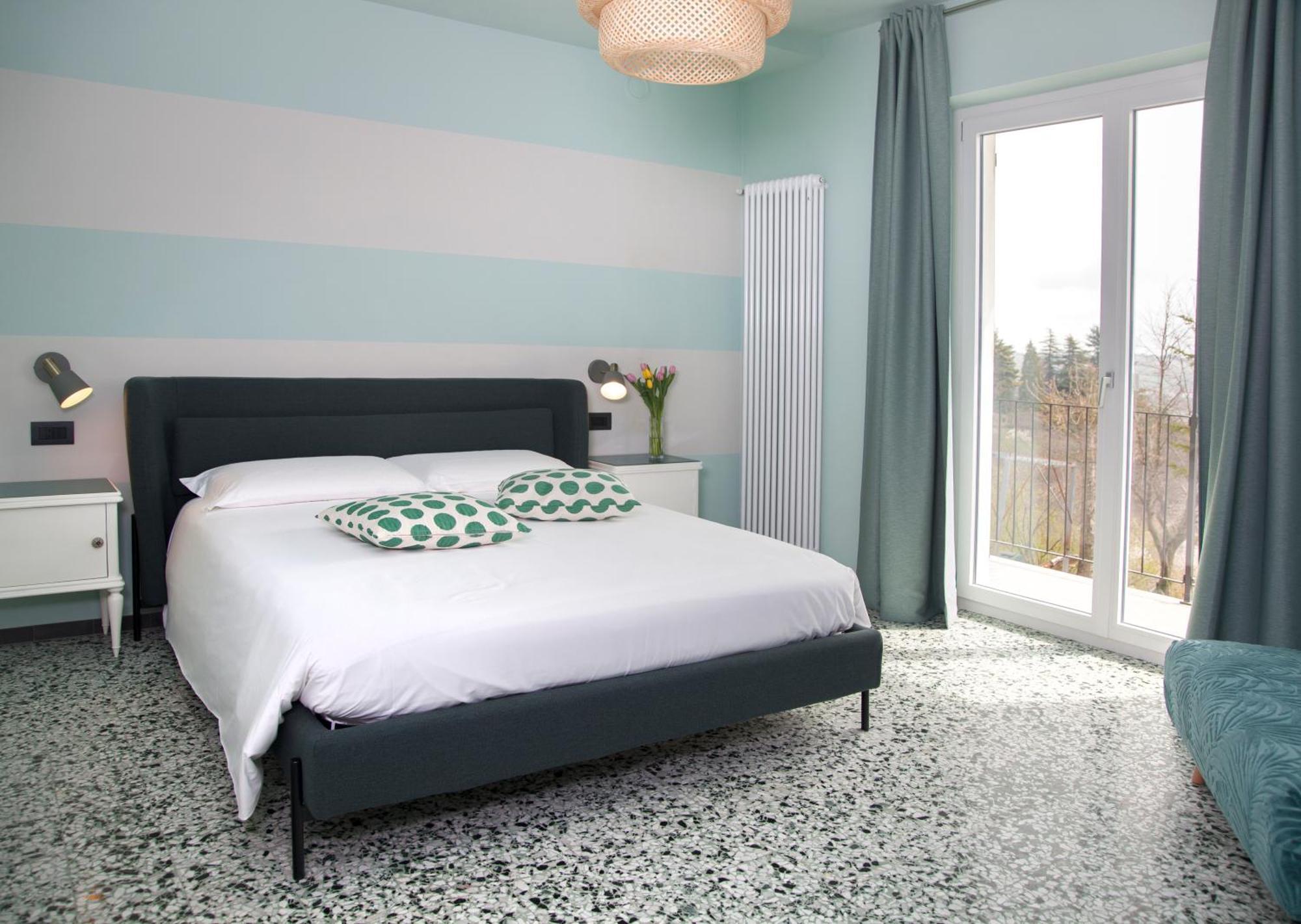 Moncrivel Rooms & Relax Benevello Екстериор снимка