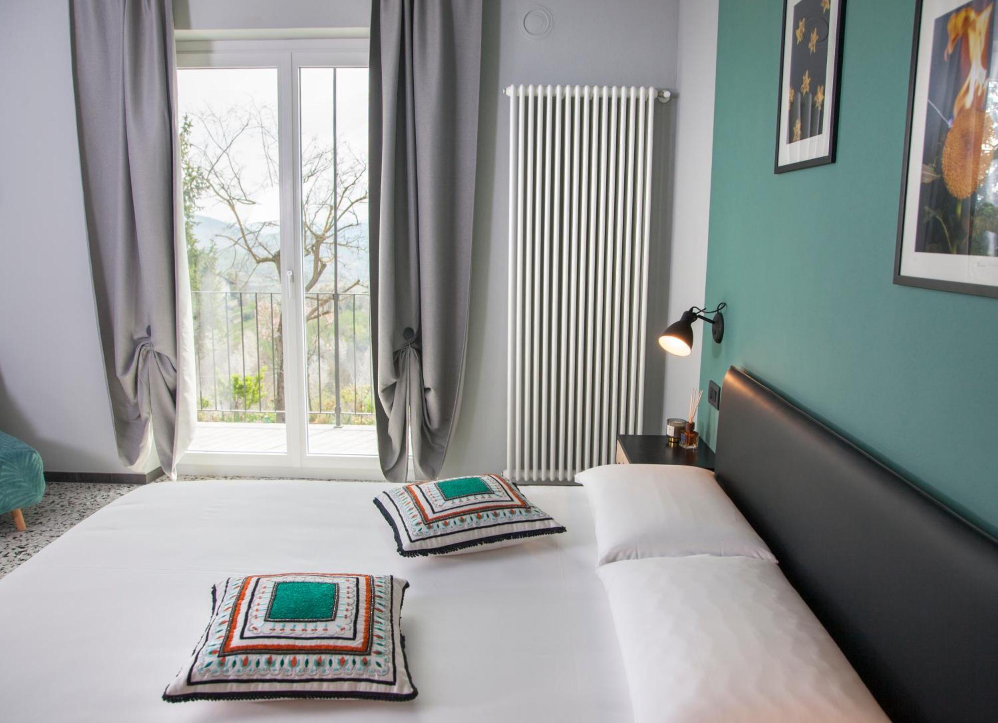 Moncrivel Rooms & Relax Benevello Екстериор снимка